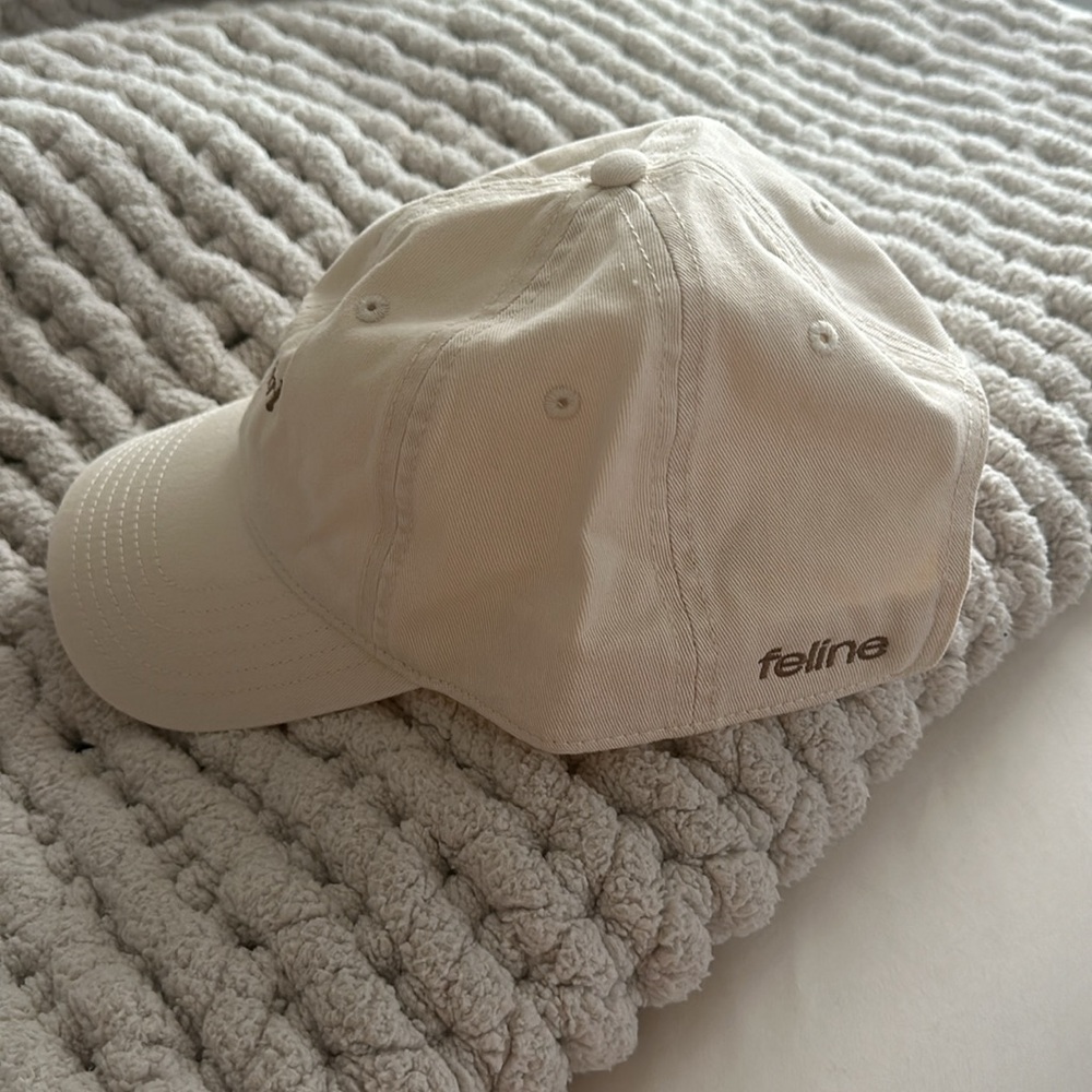 Baseball hat - Picture 2 of 2